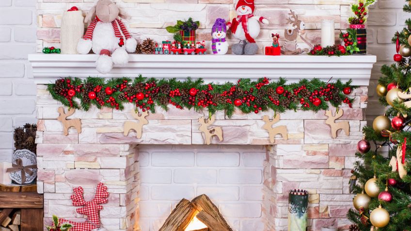 Decorar la chimenea en Rojo y Verde